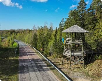 Slīteres skatu tornis - zilie kalni